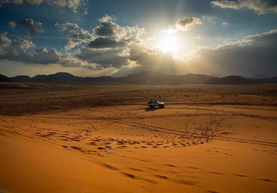 Jordan: Tea in Wadi Rum